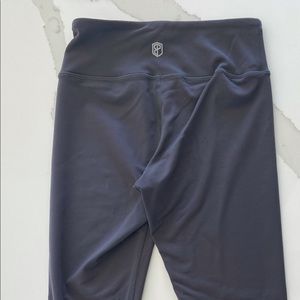 Born Primitive Grey Staple leggings.